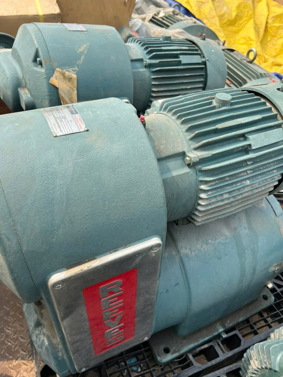 thu mua máy motor cũ