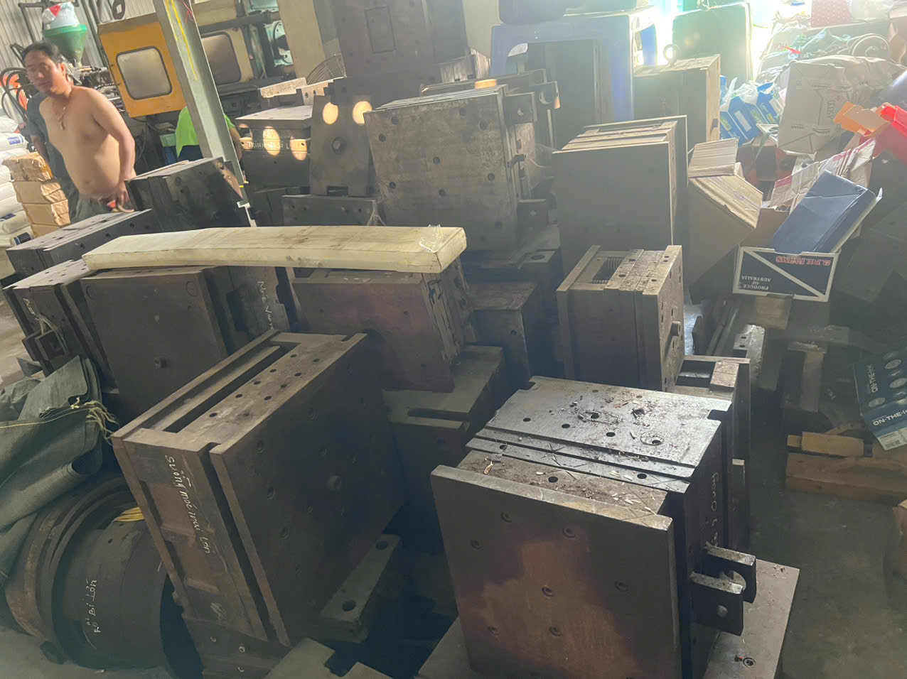 thu mua phế liệu khu công nghiệp