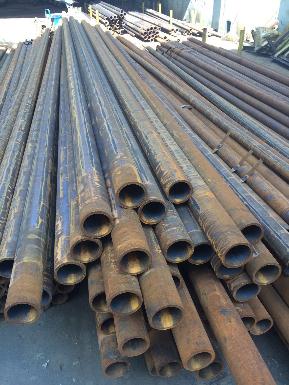 Thu mua sắt ống tồn kho